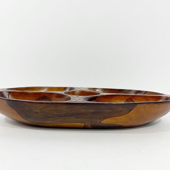 Hand carved wooden snack bowl with inlaid design - Picture 3 of 3